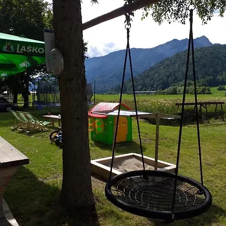 Apartma Confine * Rateče