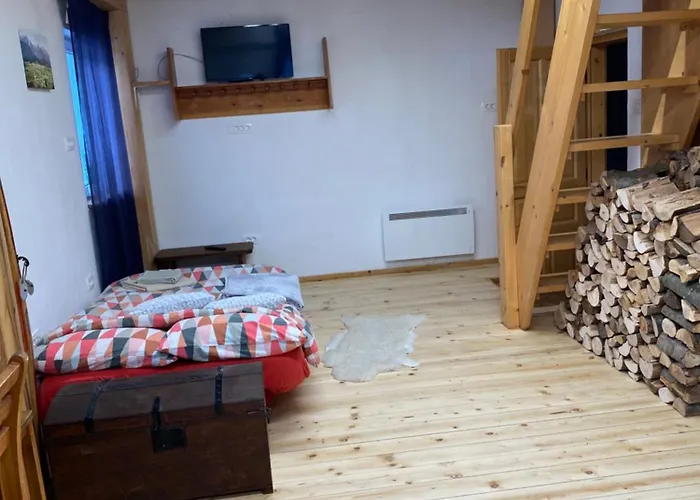 Apartma Confine Daire Rateče
